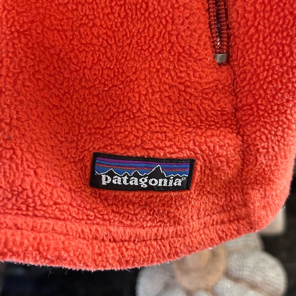 Women’s Patagonia Synchilla Vest - Picture 2 of 4
